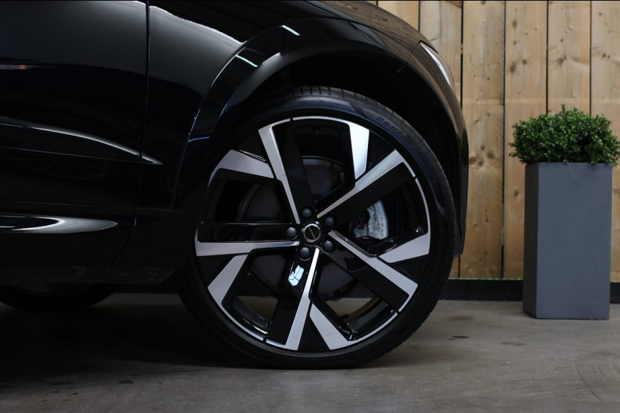 Volvo XC60 2.0 T8 Plug-in hybrid AWD Ultra Black Edition *B&W*Pano*Massage*Luchtvering*