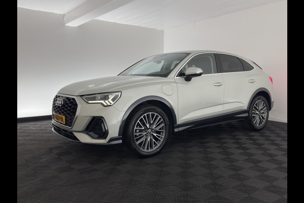 Audi Q3 Sportback 45 TFSI e Advanced Edition (Plug-in) {SoH-90%} (INCL-BTW) Aut. *FULL-LED | HEATED-SPORTSEATS | DIGI-COCKPIT | DAB+ | KEYLESS | NAVI-FULLMAP | PRIVACY-GLASS | BLINDSPOT | SHIFTPADDLES | ECC | TOWBAR | PDC | 19''ALU*