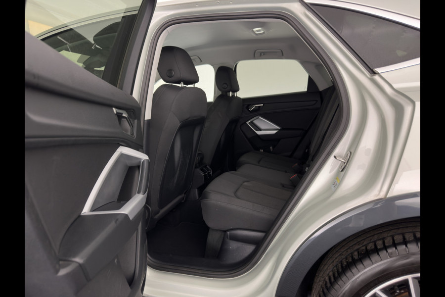 Audi Q3 Sportback 45 TFSI e Advanced Edition (Plug-in) {SoH-90%} (INCL-BTW) Aut. *FULL-LED | HEATED-SPORTSEATS | DIGI-COCKPIT | DAB+ | KEYLESS | NAVI-FULLMAP | PRIVACY-GLASS | BLINDSPOT | SHIFTPADDLES | ECC | TOWBAR | PDC | 19''ALU*