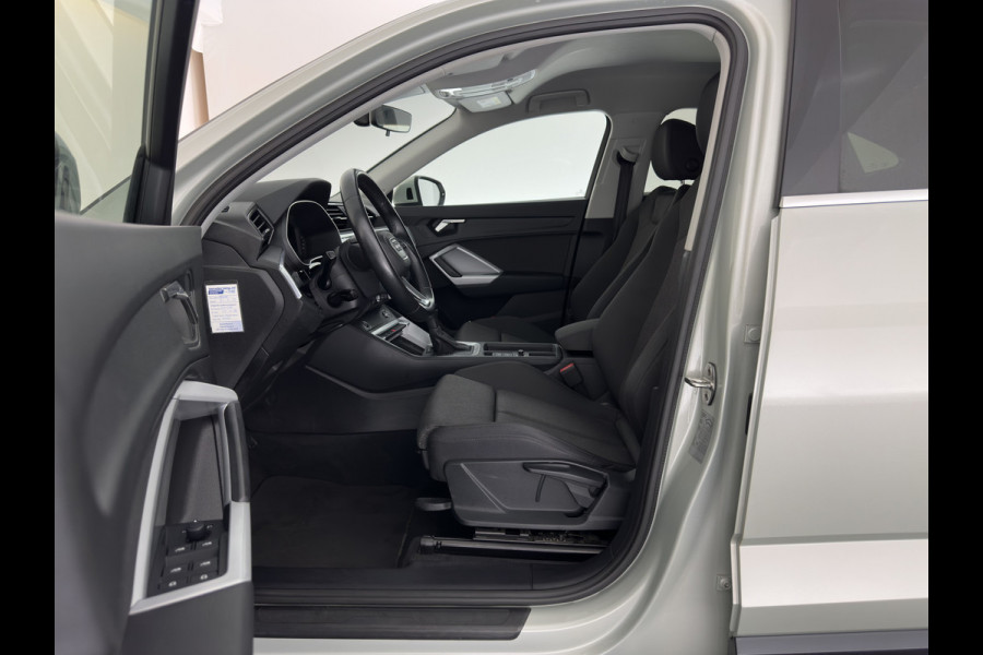 Audi Q3 Sportback 45 TFSI e Advanced Edition (Plug-in) {SoH-90%} (INCL-BTW) Aut. *FULL-LED | HEATED-SPORTSEATS | DIGI-COCKPIT | DAB+ | KEYLESS | NAVI-FULLMAP | PRIVACY-GLASS | BLINDSPOT | SHIFTPADDLES | ECC | TOWBAR | PDC | 19''ALU*
