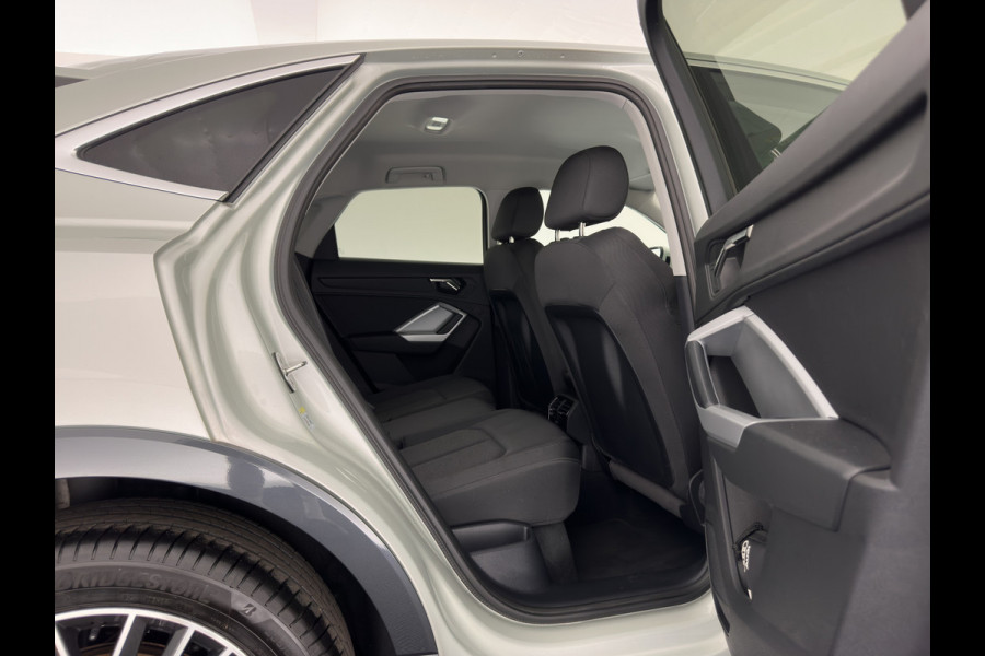 Audi Q3 Sportback 45 TFSI e Advanced Edition (Plug-in) {SoH-90%} (INCL-BTW) Aut. *FULL-LED | HEATED-SPORTSEATS | DIGI-COCKPIT | DAB+ | KEYLESS | NAVI-FULLMAP | PRIVACY-GLASS | BLINDSPOT | SHIFTPADDLES | ECC | TOWBAR | PDC | 19''ALU*