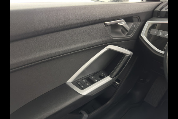 Audi Q3 Sportback 45 TFSI e Advanced Edition (Plug-in) {SoH-90%} (INCL-BTW) Aut. *FULL-LED | HEATED-SPORTSEATS | DIGI-COCKPIT | DAB+ | KEYLESS | NAVI-FULLMAP | PRIVACY-GLASS | BLINDSPOT | SHIFTPADDLES | ECC | TOWBAR | PDC | 19''ALU*