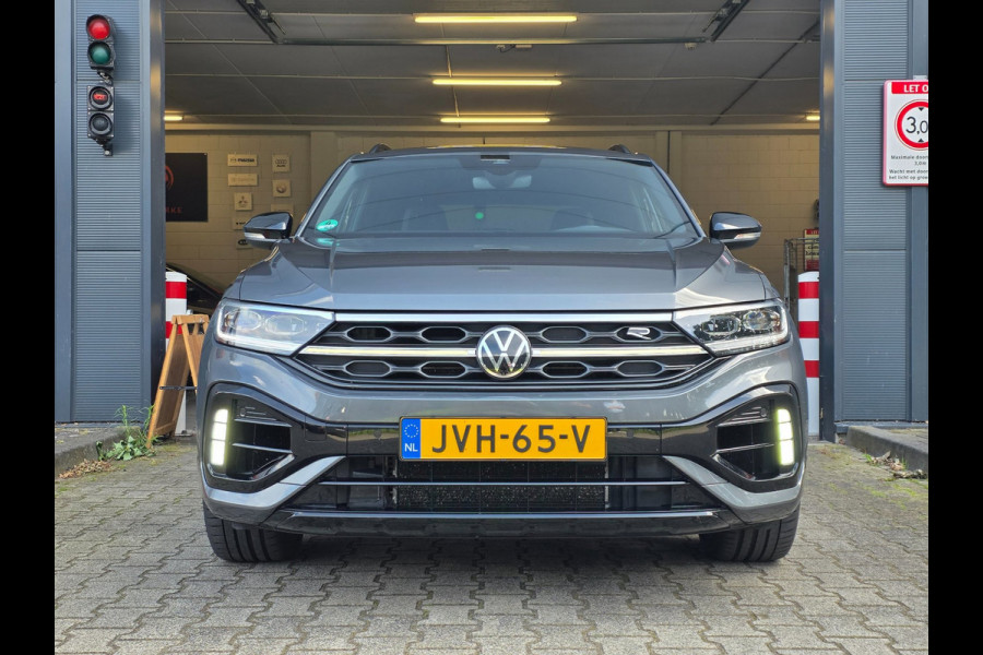 Volkswagen T-Roc 2.0 TSI 4Motion R / AKRAPOVIC !