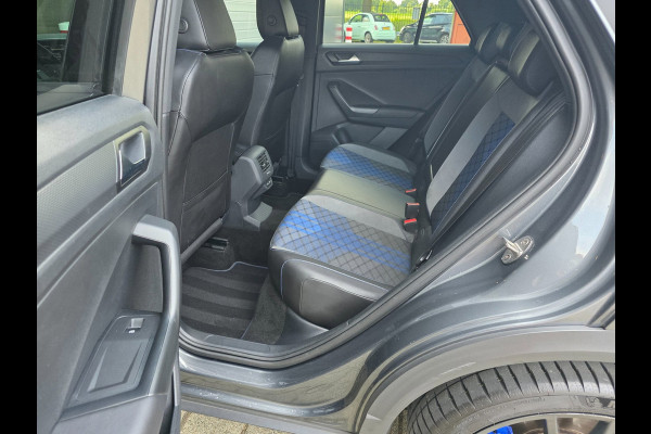 Volkswagen T-Roc 2.0 TSI 4Motion R / AKRAPOVIC !