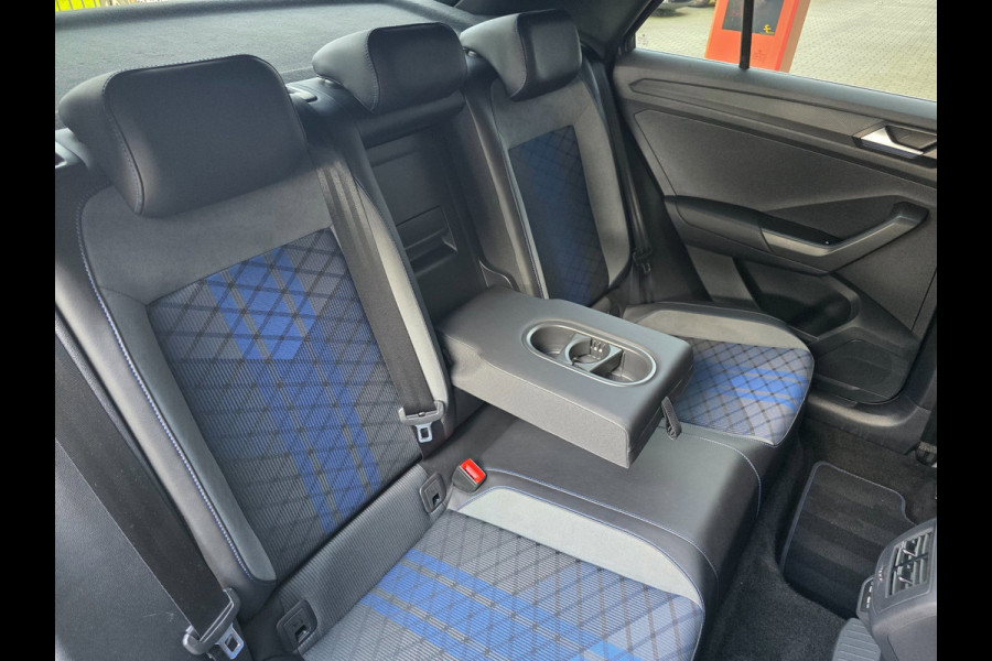 Volkswagen T-Roc 2.0 TSI 4Motion R / AKRAPOVIC !