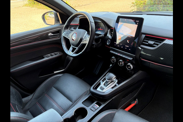 Renault Arkana 1.6 E-Tech Hybrid 145 R.S. Line / camera