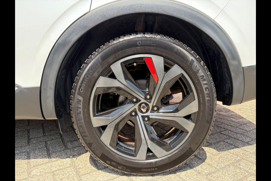 Renault Arkana 1.6 E-Tech Hybrid 145 R.S. Line / camera