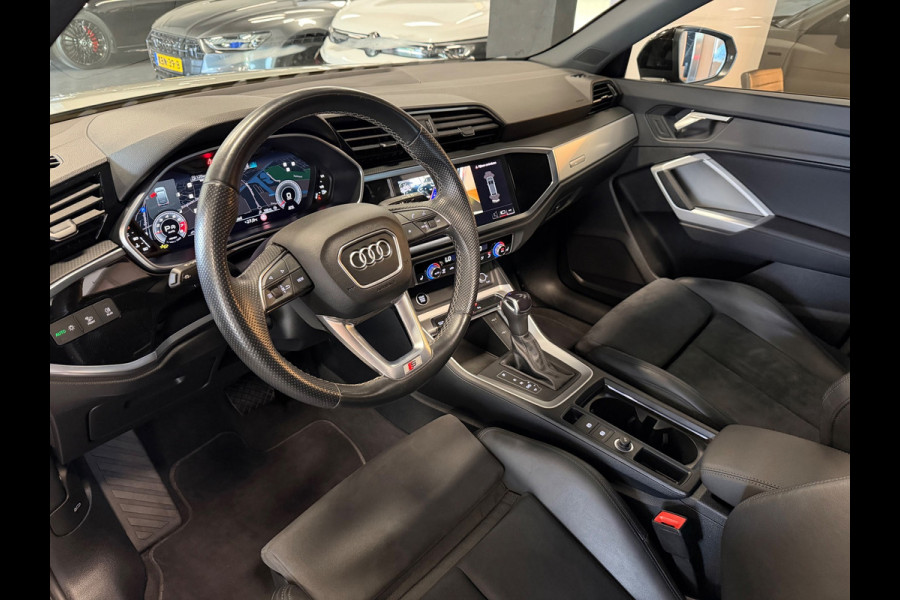 Audi Q3 Sportback 35 TFSI S line Panorama Camera 2024