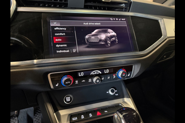 Audi Q3 Sportback 35 TFSI S line Panorama Camera 2024