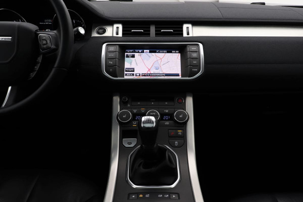 Land Rover Range Rover Evoque 2.2 TD4 4WD | Panoramadak | Meridian Sound | Stoelverwarming | Volleder | Trekhaak