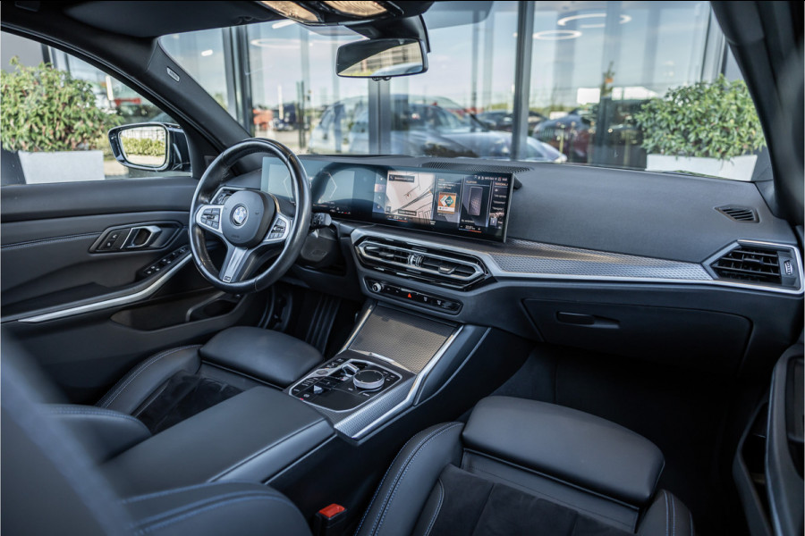 BMW 3 Serie Touring 330i - M Sport | Panorama | Elek. Trekhaak | ACC