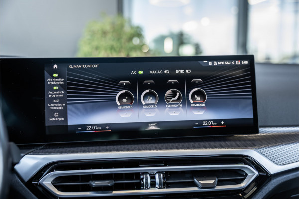 BMW 3 Serie Touring 330i - M Sport | Panorama | Elek. Trekhaak | ACC
