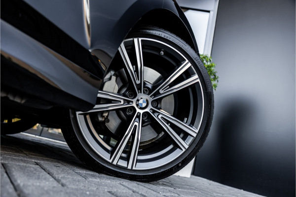 BMW 3 Serie Touring 330i - M Sport | Panorama | Elek. Trekhaak | ACC