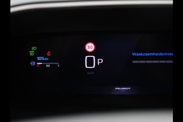 Peugeot 2008 1.2 GT Automaat Climate control Cruise control Apple Carplay/ Android Auto led Lichtmetalen velgen Parkeersensoren Camera