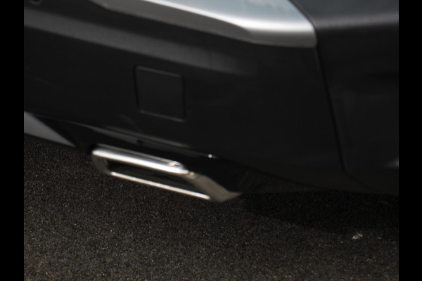 Peugeot 2008 1.2 GT Automaat Climate control Cruise control Apple Carplay/ Android Auto led Lichtmetalen velgen Parkeersensoren Camera