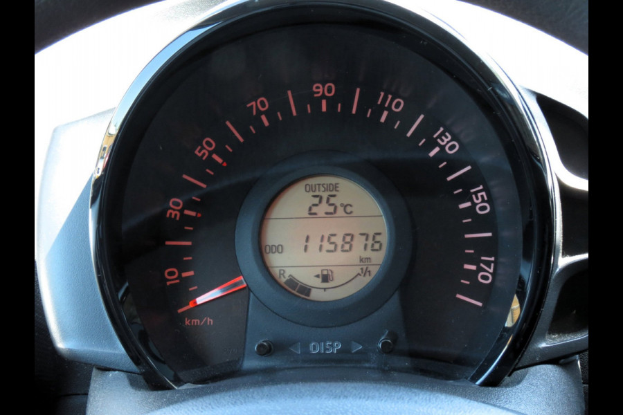 Toyota Aygo 1.0 VVT-i x-fun 5-DRS NIEUWE TYPE | AIRCO | DEALER ONDERHOUDEN | BLUETOOTH |