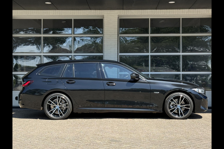 BMW 3 Serie Touring 330e M SPORT LCI | DRIVING PROFF. | TREKHAAK | CAMERA | LEDER |