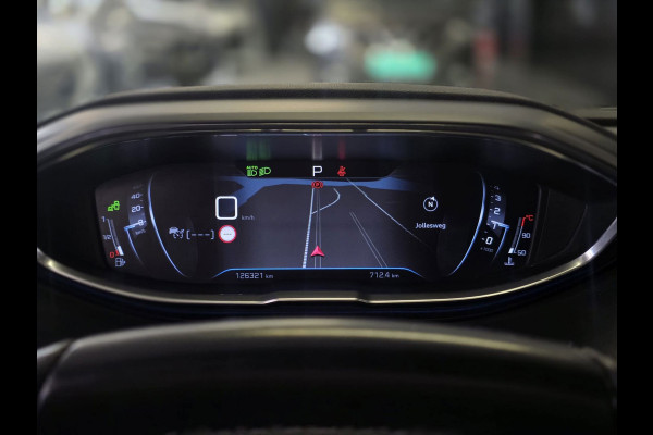 Peugeot 5008 1.2 PureTech Allure|Pano|Camera|Navi