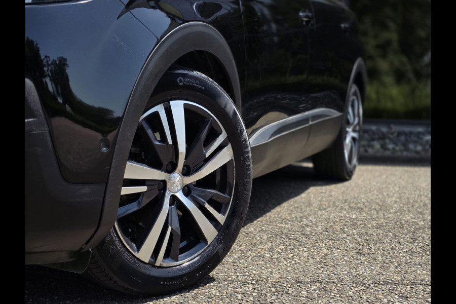 Peugeot 5008 1.2 PureTech Allure|Pano|Camera|Navi