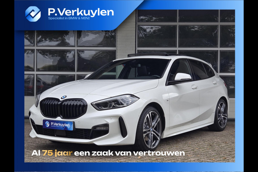 BMW 1-serie 118i High M SPORT | PANORAMA | CAMERA | LEDER | SPORTSTOELEN | 18 INCH LM VELGEN | TREKHAAK |