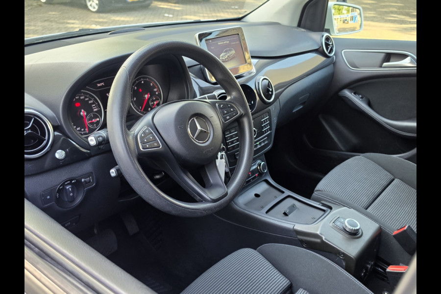 Mercedes-Benz B-Klasse 220 d Ambition Automaat 1Ste Eigenaar Dealer Onderhouden