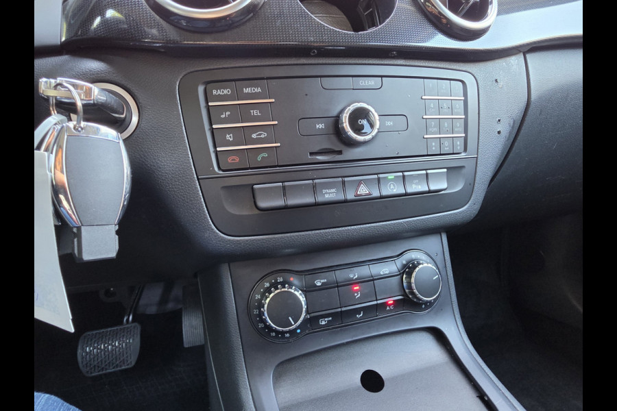 Mercedes-Benz B-Klasse 220 d Ambition Automaat 1Ste Eigenaar Dealer Onderhouden