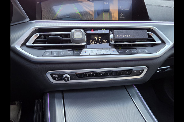 BMW X5 XDrive45e High Executive Laser Pano Masaggestoel Trekhaak Sfeerverlichting
