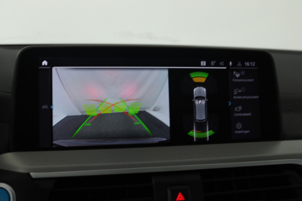 BMW iX3 Executive 80 kWh (PANORAMADAK, MEMORY SEATS, AUTOPILOT, CAMERA, 1e EIGENAAR, DEALER ONDERHOUDEN)