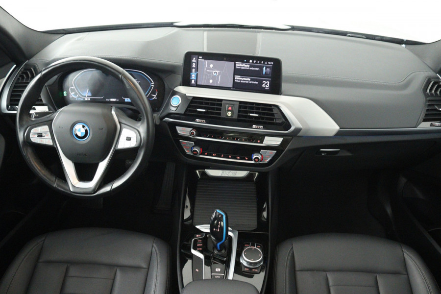 BMW iX3 Executive 80 kWh (PANORAMADAK, MEMORY SEATS, AUTOPILOT, CAMERA, 1e EIGENAAR, DEALER ONDERHOUDEN)