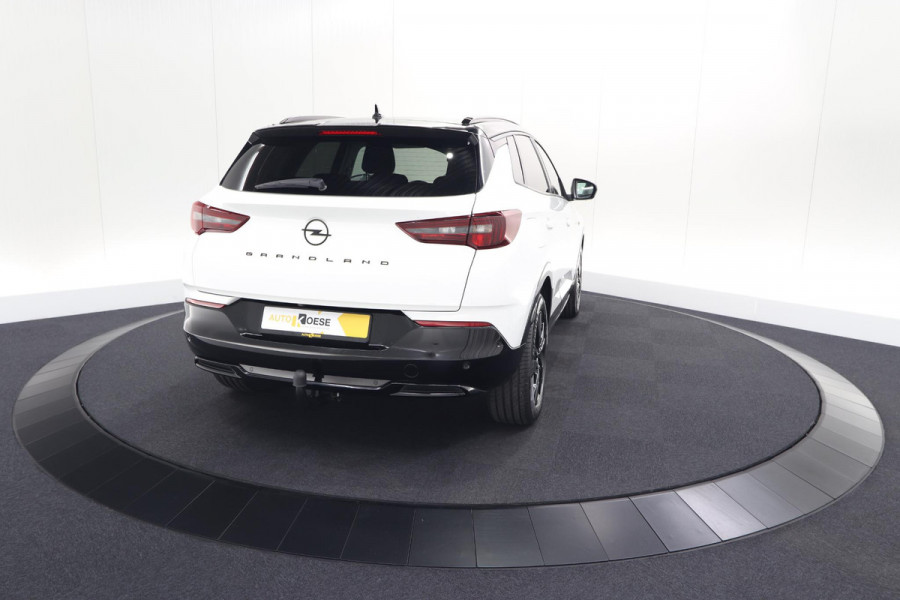 Opel Grandland 1.6 Turbo Plug-In 225 Hybrid Ultimate | Trekhaak | Adaptieve Cruise Control | Camera | Navigatie