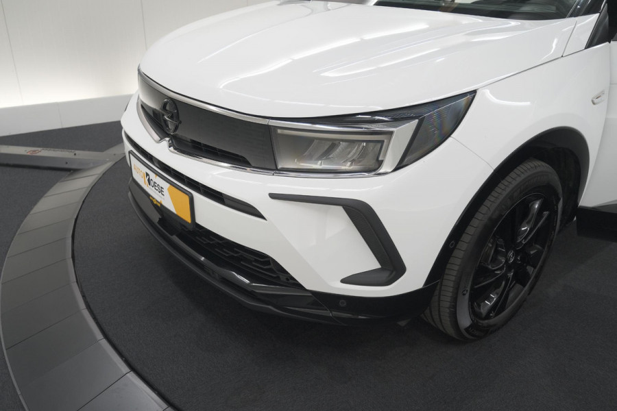 Opel Grandland 1.6 Turbo Plug-In 225 Hybrid Ultimate | Trekhaak | Adaptieve Cruise Control | Camera | Navigatie