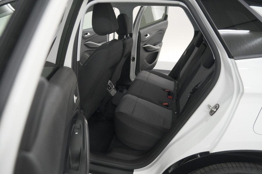 Opel Grandland 1.6 Turbo Plug-In 225 Hybrid Ultimate | Trekhaak | Adaptieve Cruise Control | Camera | Navigatie