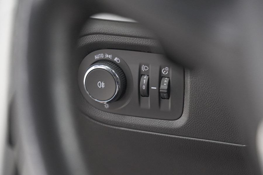 Opel Grandland 1.6 Turbo Plug-In 225 Hybrid Ultimate | Trekhaak | Adaptieve Cruise Control | Camera | Navigatie
