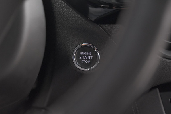 Opel Grandland 1.6 Turbo Plug-In 225 Hybrid Ultimate | Trekhaak | Adaptieve Cruise Control | Camera | Navigatie
