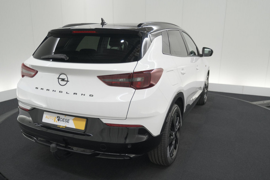Opel Grandland 1.6 Turbo Plug-In 225 Hybrid Ultimate | Trekhaak | Adaptieve Cruise Control | Camera | Navigatie