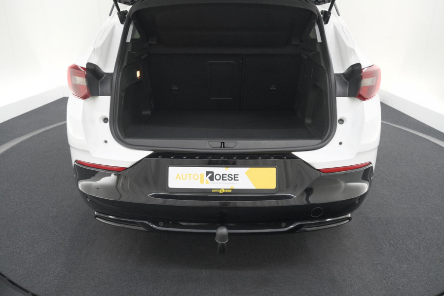 Opel Grandland 1.6 Turbo Plug-In 225 Hybrid Ultimate | Trekhaak | Adaptieve Cruise Control | Camera | Navigatie
