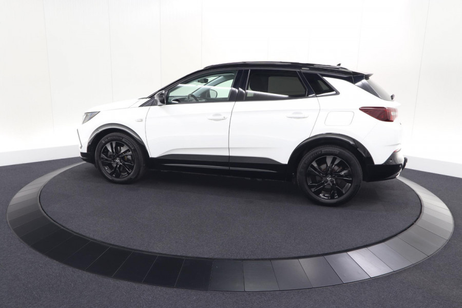 Opel Grandland 1.6 Turbo Plug-In 225 Hybrid Ultimate | Trekhaak | Adaptieve Cruise Control | Camera | Navigatie