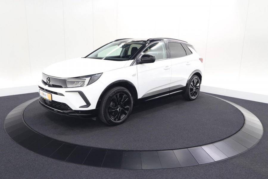 Opel Grandland 1.6 Turbo Plug-In 225 Hybrid Ultimate | Trekhaak | Adaptieve Cruise Control | Camera | Navigatie