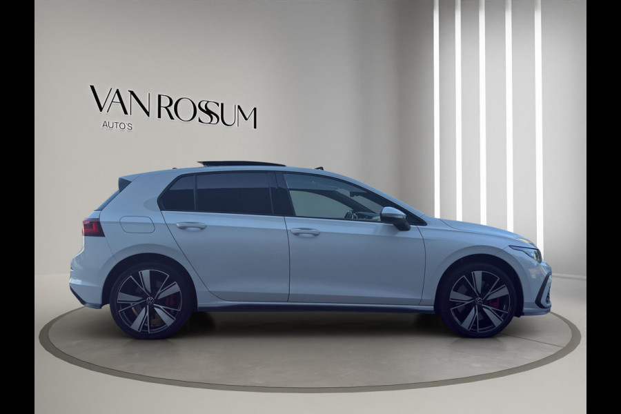 Volkswagen Golf 1.4 eHybrid GTE Pano | Sfeer | Matrix-Led | Camera | Stoelverw | Led mistlampen | Carplay |