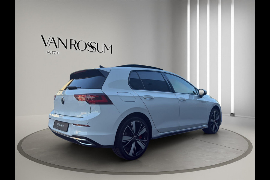 Volkswagen Golf 1.4 eHybrid GTE Pano | Sfeer | Matrix-Led | Camera | Stoelverw | Led mistlampen | Carplay |