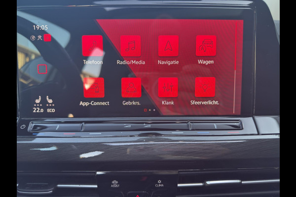 Volkswagen Golf 1.4 eHybrid GTE Pano | Sfeer | Matrix-Led | Camera | Stoelverw | Led mistlampen | Carplay |