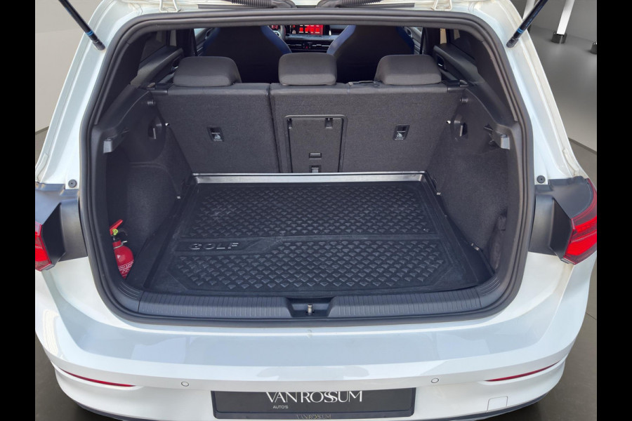 Volkswagen Golf 1.4 eHybrid GTE Pano | Sfeer | Matrix-Led | Camera | Stoelverw | Led mistlampen | Carplay |
