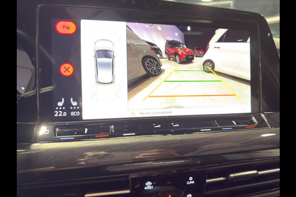 Volkswagen Golf 1.4 eHybrid GTE Pano | Sfeer | Matrix-Led | Camera | Stoelverw | Led mistlampen | Carplay |