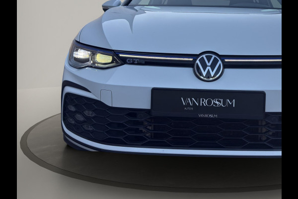 Volkswagen Golf 1.4 eHybrid GTE Pano | Sfeer | Matrix-Led | Camera | Stoelverw | Led mistlampen | Carplay |