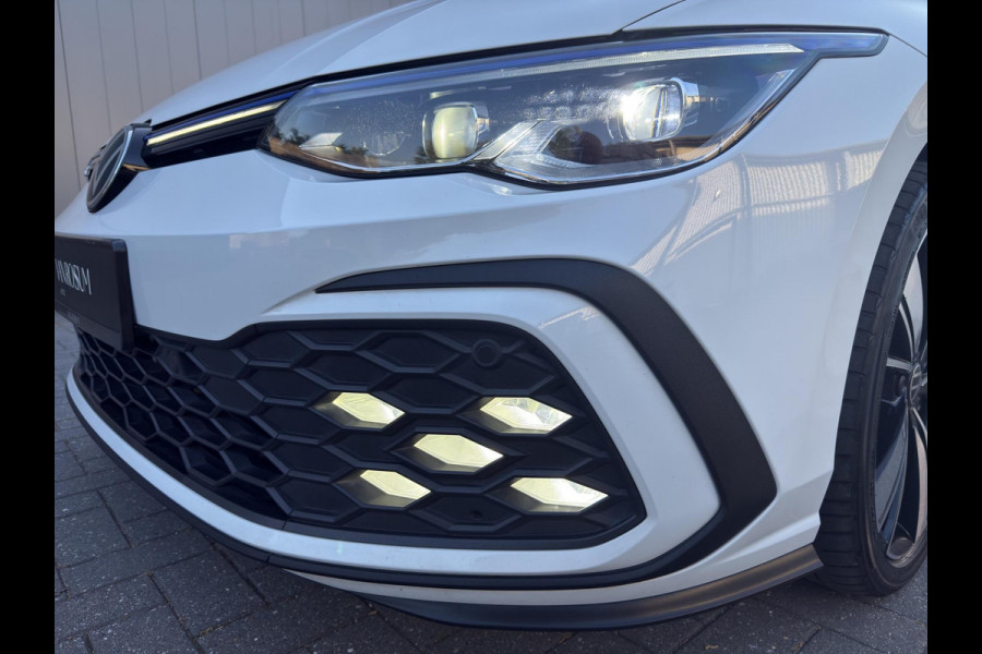 Volkswagen Golf 1.4 eHybrid GTE Pano | Sfeer | Matrix-Led | Camera | Stoelverw | Led mistlampen | Carplay |