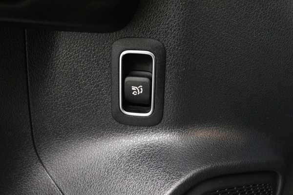 Mercedes-Benz B-Klasse 180 Business Solution AMG (TREKHAAK WEGKLAPBAAR, CAMERA, STOELVERWARMING, LED)