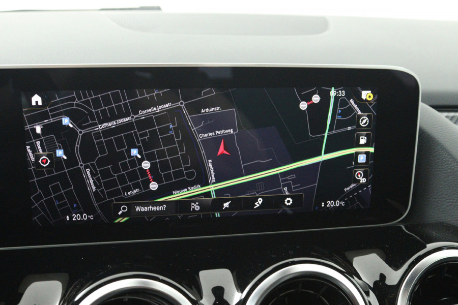 Mercedes-Benz B-Klasse 180 Business Solution AMG (TREKHAAK WEGKLAPBAAR, CAMERA, STOELVERWARMING, LED)