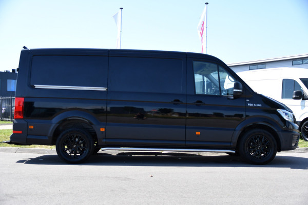 MAN TGE 3.180 35 2.0 L3H2 Black Edition FULL Options! Adaptieve Cruise, Camera, Carplay, 2 x Schuifdeur, LED, Clima, Stoelverarming, Multimedia, Stuurverwarming, Uniek!