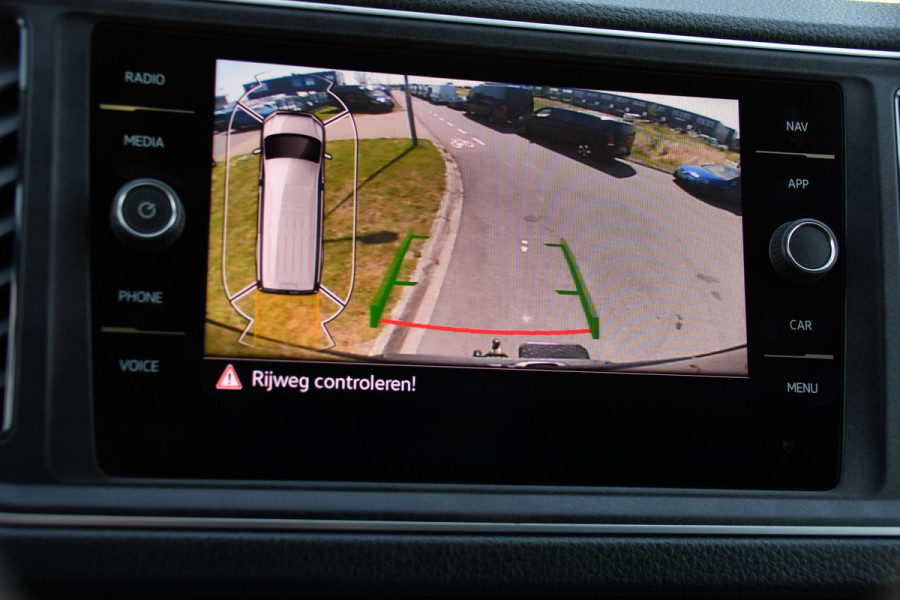 MAN TGE 3.180 35 2.0 L3H2 Black Edition FULL Options! Adaptieve Cruise, Camera, Carplay, 2 x Schuifdeur, LED, Clima, Stoelverarming, Multimedia, Stuurverwarming, Uniek!