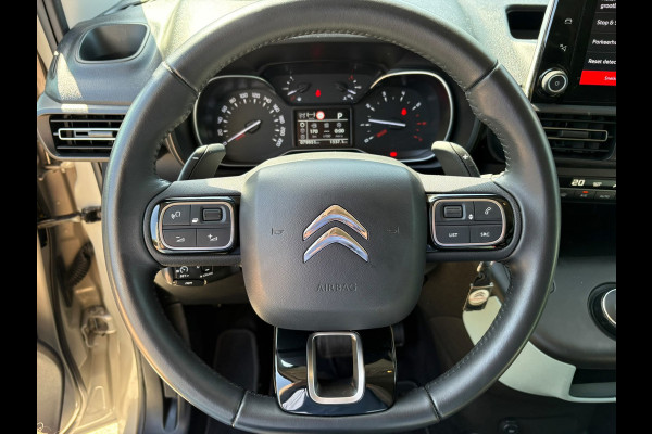 Citroën Berlingo XL 1.2 PureTech Shine 7p. AUTOMAAT,CAMERA,Car-play,Cruis,Clima,Stoelverwarming,WeinigKM.Garantie
